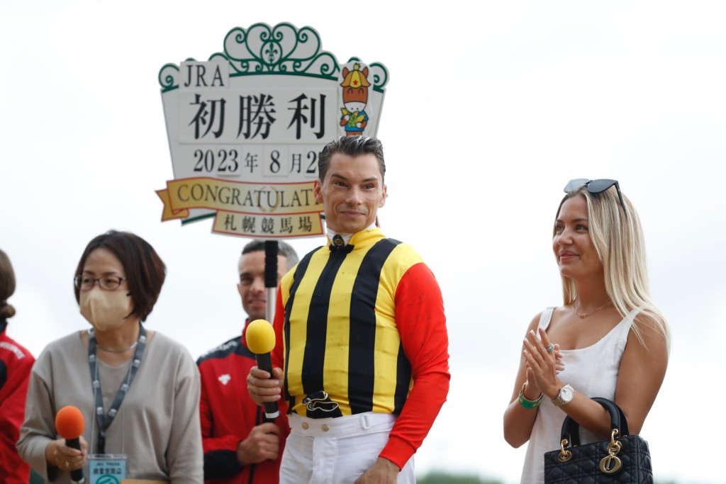 Alex Badel and wife Eva (right) at the 2024 World All-Star Jockeys Series (HKJC) 