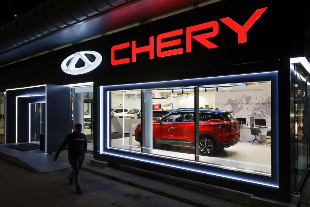 Cars produced by Chinese automaker Chery are on display at a dealership in Saint Petersburg, Russia September 30, 2024. REUTERS