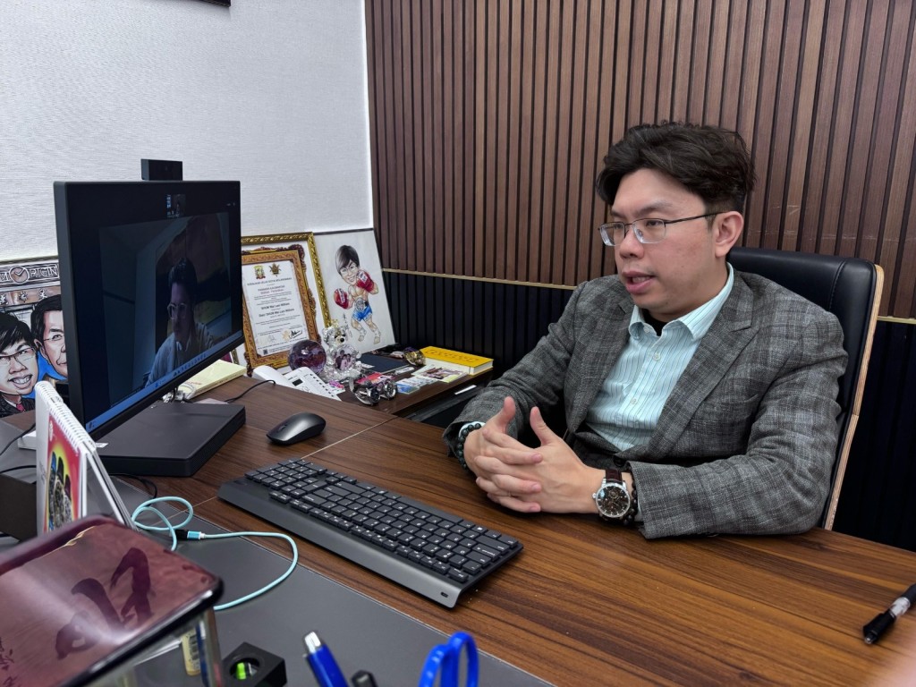 William Shum, Founder and CEO of Memorigin, engaged in an online meeting with Matthaeus Hirsch, CEO of HIRSCH.