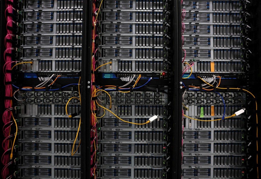 FILE PHOTO: A view shows detail of racks for data servers, GPUs and CPUs inside the Nebius AI UK data centre, a new facility hosting NVIDIA and other computer firms, at Ark Data Centres, in Chertsey, Britain, November 6, 2025. REUTERS/Toby Melville/File Photo