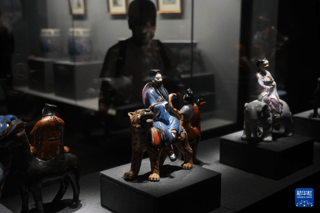 The China Ceramics Museum in Jingdezhen houses tens of thousands of masterpieces. XINHUA