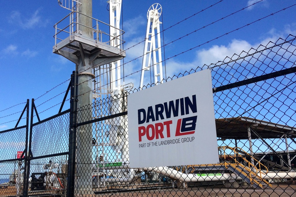 Machinery can be seen sitting at the Port of Darwin, located in the Northern Territory's capital city of Darwin in Australia, April 21, 2017. Picture taken April 21, 2017. (Reuters)