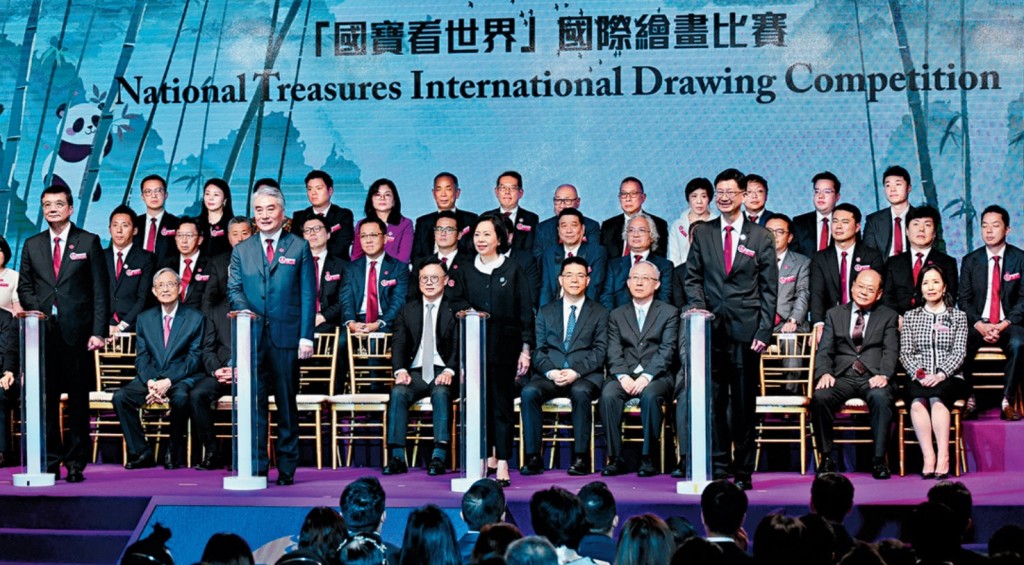Shine Tak Foundation, led by chairman Lam Kwok-hing, second left front row, launches the initiative that fosters diplomacy and cultural exchange in a ceremony with Secretary for Home and Youth Affairs Alice Mak Mei-kuen, third left front row, as officiating guest on Monday.