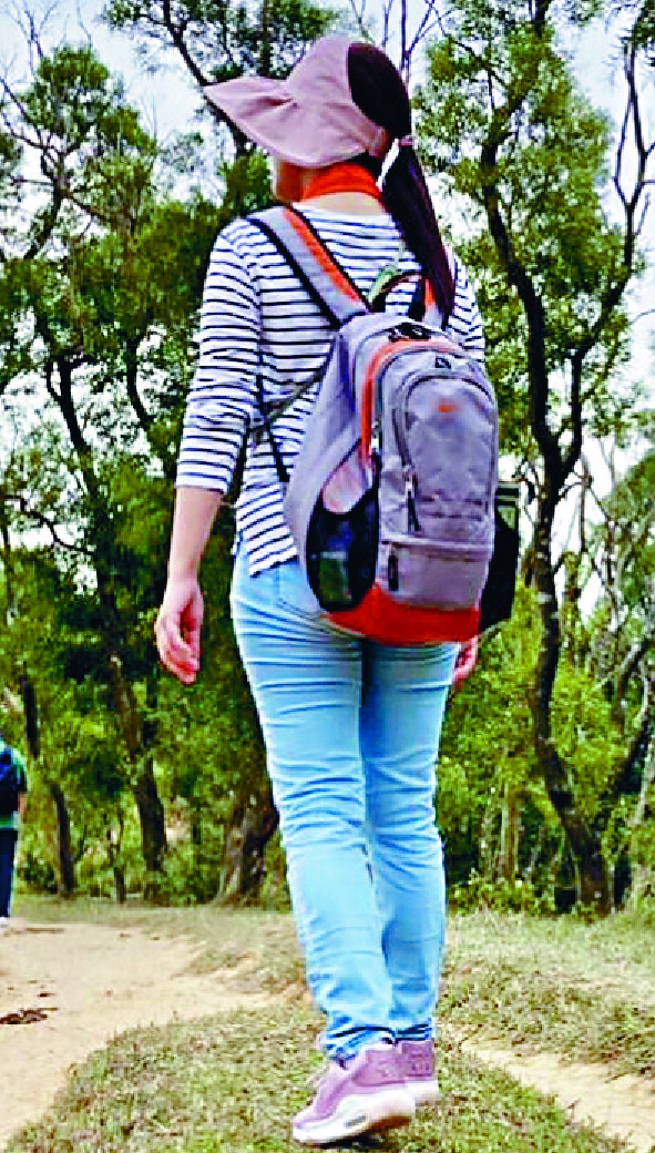 Nurse Mimi is leaving for Taiwan. Nurse Mimi is leaving for Taiwan.