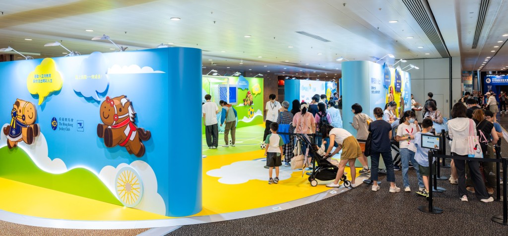 The Club is presenting a sport-themed exhibition at this year’s Hong Kong Book Fair. Through a series of interactive activities themed around sports, children and youngsters can explore important areas of growth and development - such as time management and financial literacy.
