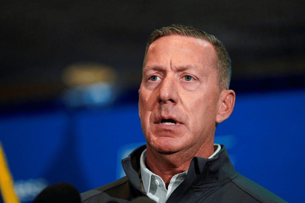 Director of the U.S. Secret Service Sean M. Curran speaks at a press conference, at the venue of the annual White House Correspondents' Association dinner after a shooting incident, in Washington, D.C., U.S., April 25, 2026. REUTERS/Elizabeth Frantz 