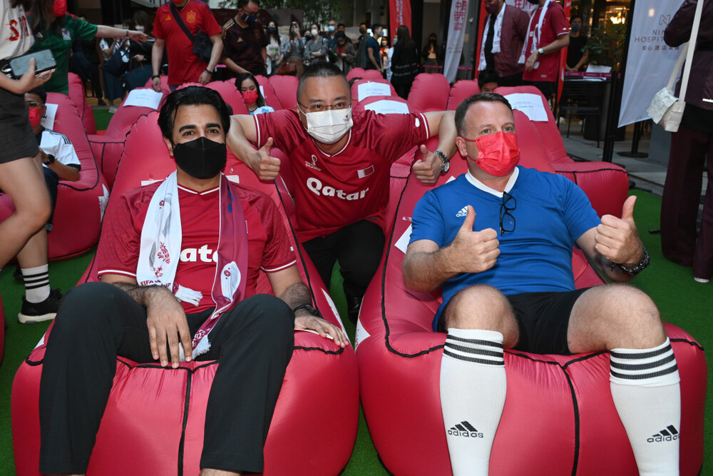 (Left to right) Ali Saad Al-Hajri, Consul-General of Qatar in Hong Kong; Joseph Leung, Deputy Leasing Director of Chinachem Group; and Simon Manning, Managing Director of Nina Hospitality.