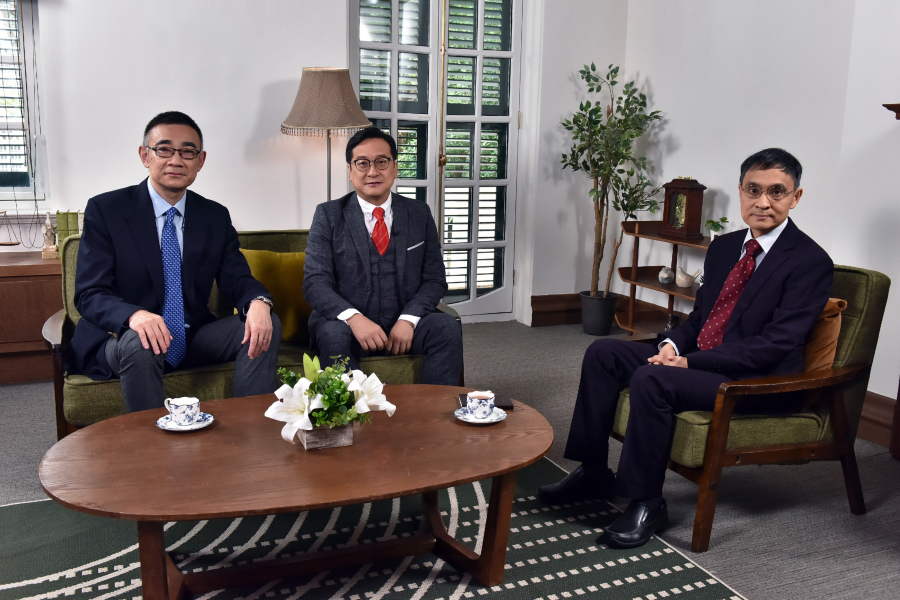 Guest: Professor Albert Hung-yee Chen, member of the Committee for the Basic Law of the Hong Kong Special Administrative Region under the Standing Committee of the National People’s Congress and Chair of Constitutional Law of the Department of Law of the University of Hong Kong. (RTHK) Guest: Professor Albert Hung-yee Chen, member of the Committee for the Basic Law of the Hong Kong Special Administrative Region under the Standing Committee of the National People’s Congress and Chair of Constitutional Law of the Department of Law of the University of Hong Kong. (RTHK)