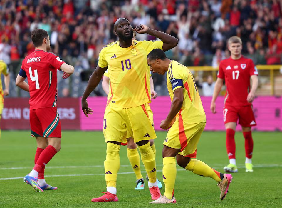 Soccer Football - European Qualifiers - Group J - Belgium v Wales - King Baudouin Stadium, Brussels, Belgium - June 9, 2025 Belgium's Romelu Lukaku celebrates scoring their first goal with Youri Tielemans REUTERS/Yves Herman