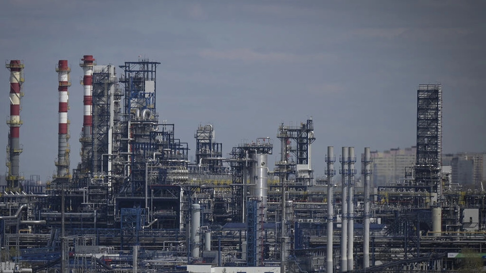 Analysts said investors were unlikely to get any reprieve until crude -- a key driver of inflation since Russia's invasion of Ukraine -- was brought under control. (AFP) Analysts said investors were unlikely to get any reprieve until crude -- a key driver of inflation since Russia's invasion of Ukraine -- was brought under control. (AFP)