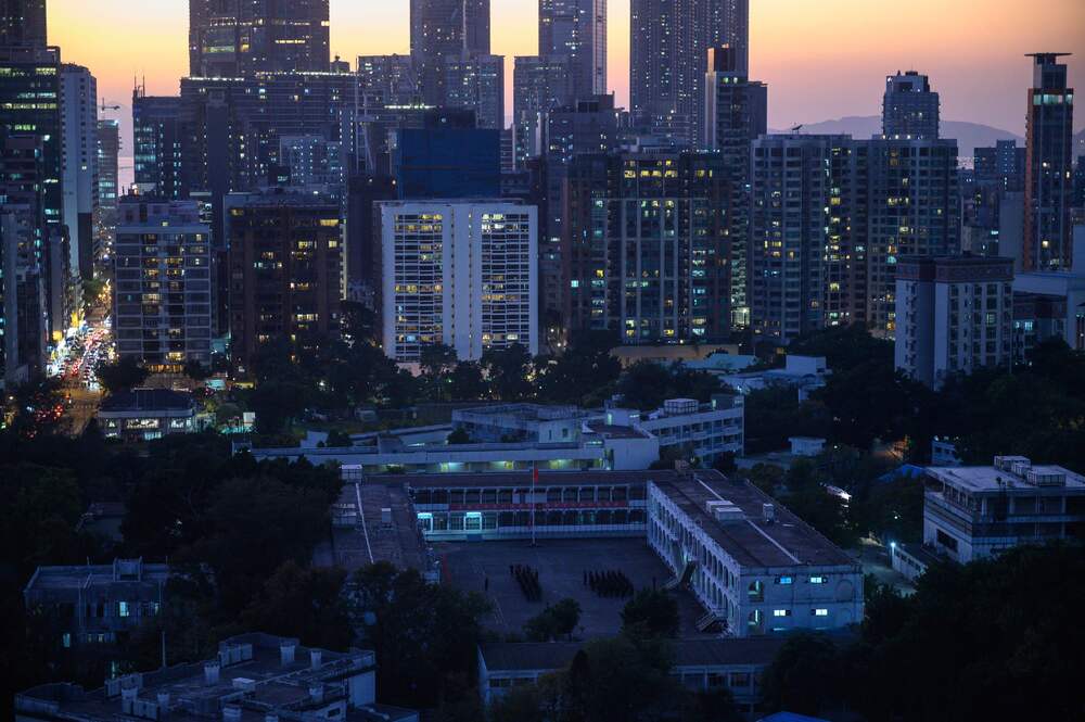 The DAB wants more open days for PLA garrison sites such as the one in Admiralty. The DAB wants more open days for PLA garrison sites such as the one in Admiralty.