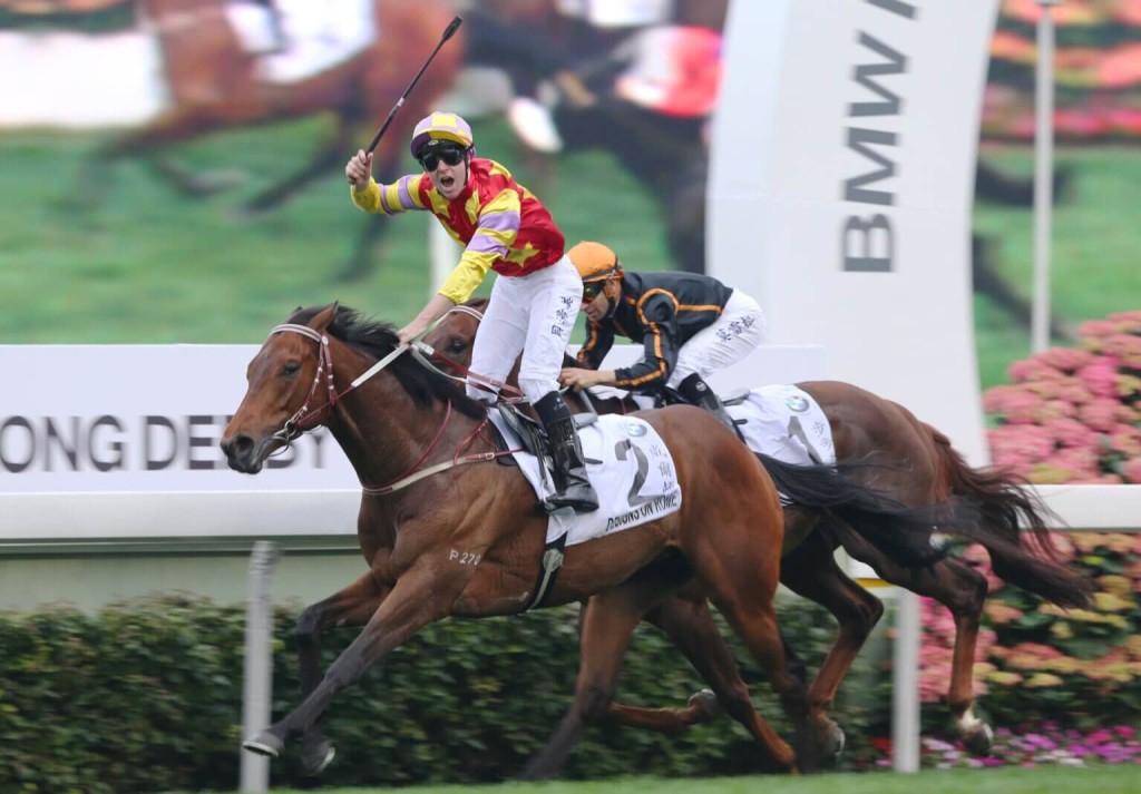 TOMMY BERRY, DESIGNS ON ROME; JOAO MOREIRA, ABLE FRIEND / Hong Kong Derby // Sha Tin /// 2014 //// Photo by Lo Chun Kit TOMMY BERRY, DESIGNS ON ROME; JOAO MOREIRA, ABLE FRIEND / Hong Kong Derby // Sha Tin /// 2014 //// Photo by Lo Chun Kit