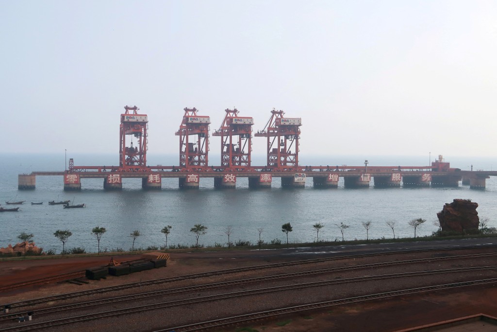 The iron ore terminal is seen at Dalian Port, Liaoning province, China September 21, 2018.  REUTERS