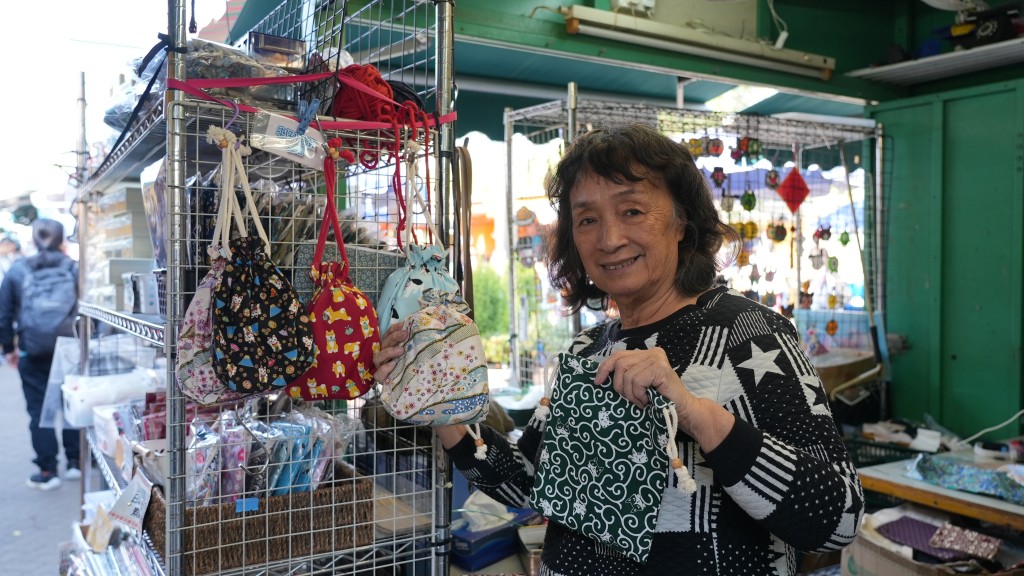 Every item in Bean Bean Mom's stall is made by herself.