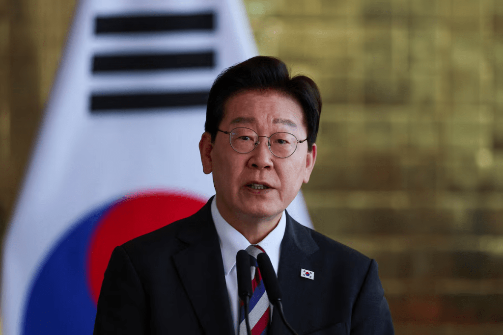 South Korean President Lee Jae Myung attends a joint press statement with Brazilian President Luiz Inacio Lula da Silva (not pictured) at the Alvorada Palace in Brasilia, Brazil, July 27, 2026. REUTERS/Adriano Machado/File Photo