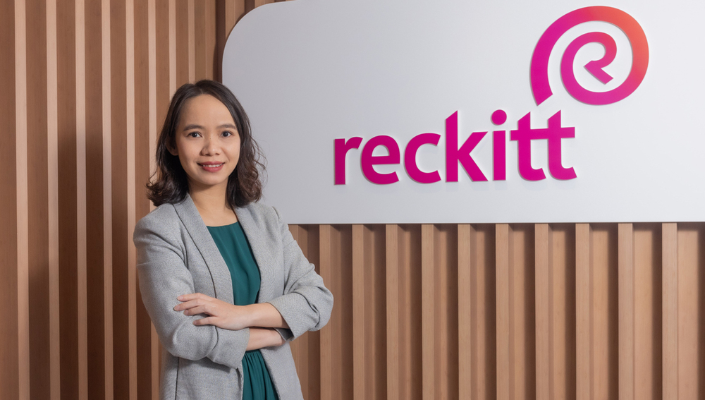Thuy Hoang, Head of Trade Marketing of Reckitt Hong Kong