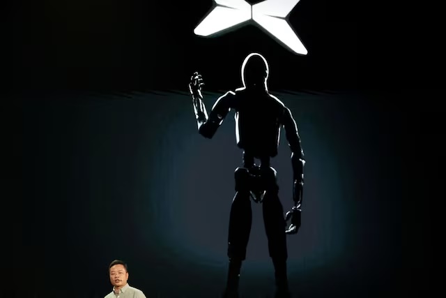 He Xiaopeng, co-founder and chief executive officer of XPeng, speaks about the company's humanoid robot development at a launch event for its MONA M03 electric vehicle (EV), in Beijing, China August 27, 2024. REUTERS/Florence Lo/File Photo He Xiaopeng, co-founder and chief executive officer of XPeng, speaks about the company's humanoid robot development at a launch event for its MONA M03 electric vehicle (EV), in Beijing, China August 27, 2024. REUTERS/Florence Lo/File Photo