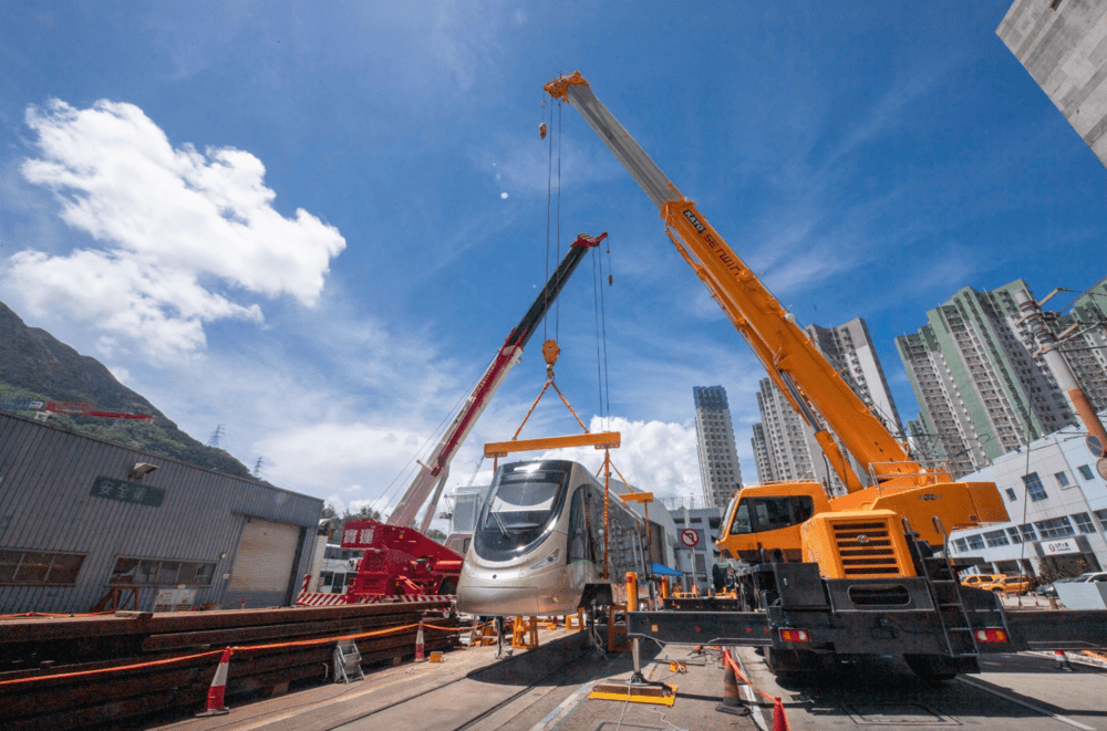 Stronglite Train First hydrogen-powered light rail train arrives in HK