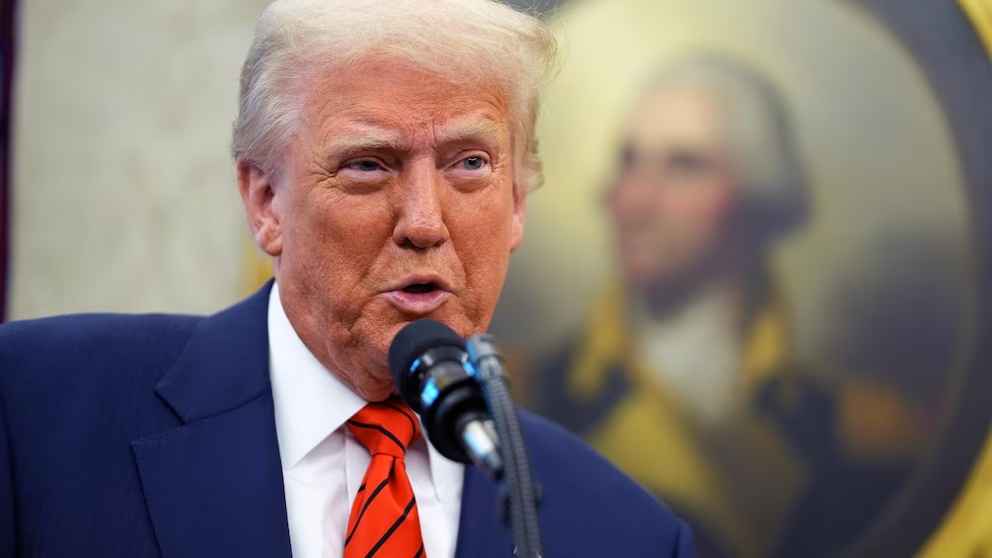 President Donald Trump speaks before Pam Bondi is sworn in as Attorney General by Supreme Court Associate Justice Clarence Thomas, in the Oval Office of the White House, Wednesday, Feb. 5, 2025, in Washington. (AP Photo/Evan Vucci) President Donald Trump speaks before Pam Bondi is sworn in as Attorney General by Supreme Court Associate Justice Clarence Thomas, in the Oval Office of the White House, Wednesday, Feb. 5, 2025, in Washington. (AP Photo/Evan Vucci)