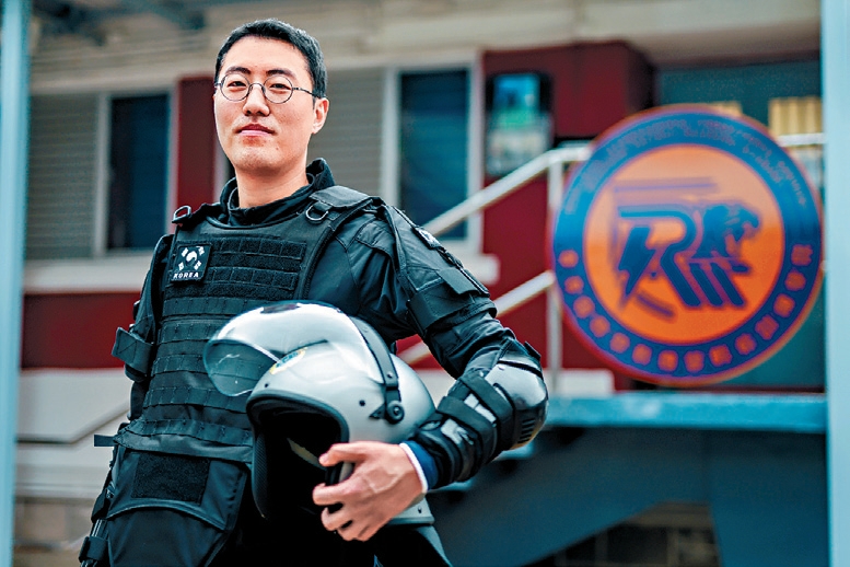 Kim Yoon-gwan finds the course practical and valuable for daily work needs.