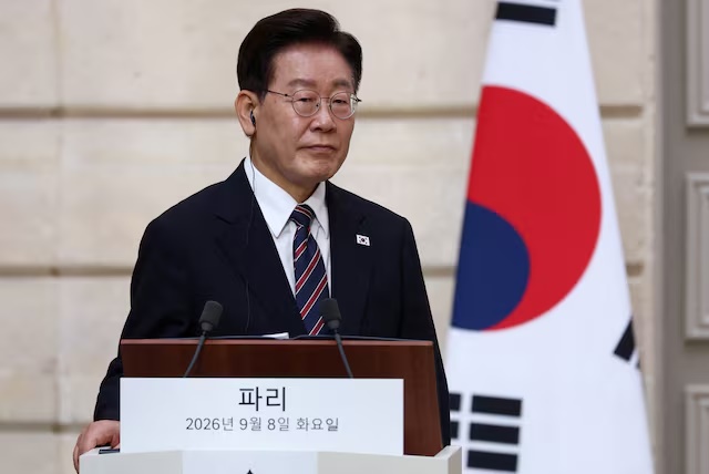 South Korean President Lee Jae Myung attends a joint statement with French President Emmanuel Macron (not seen) at the Elysee Palace in Paris as part of South Korean President Lee's state visit to France, September 8, 2026. REUTERS/Gonzalo Fuentes/Pool/File Photo