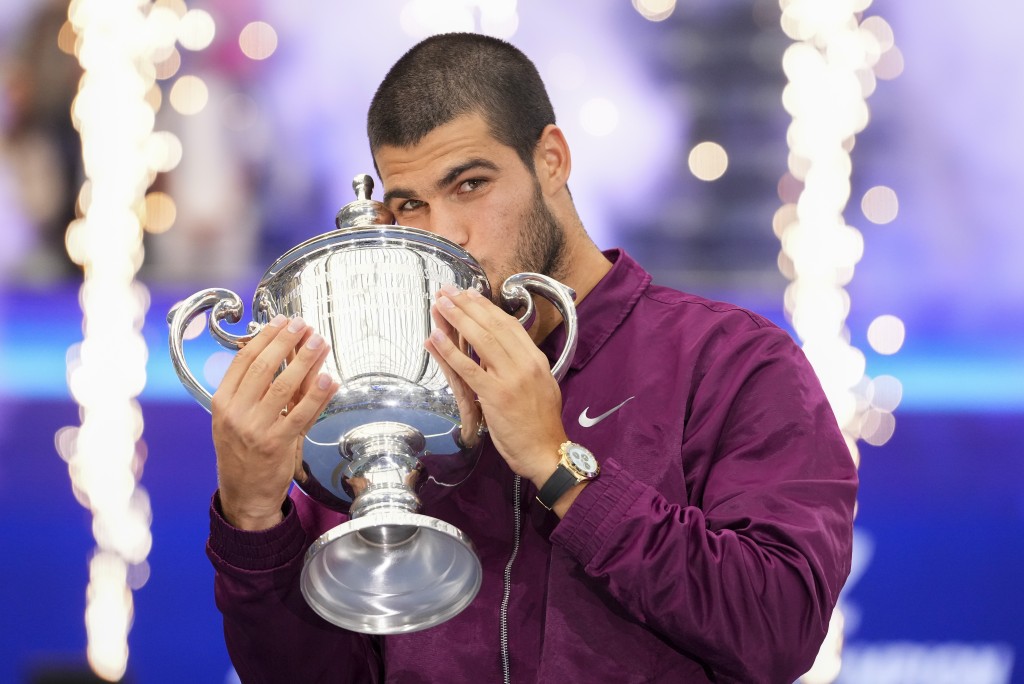 Carlos Alcaraz claim the U.S. Open title again on Sunday  (Photo: AP)