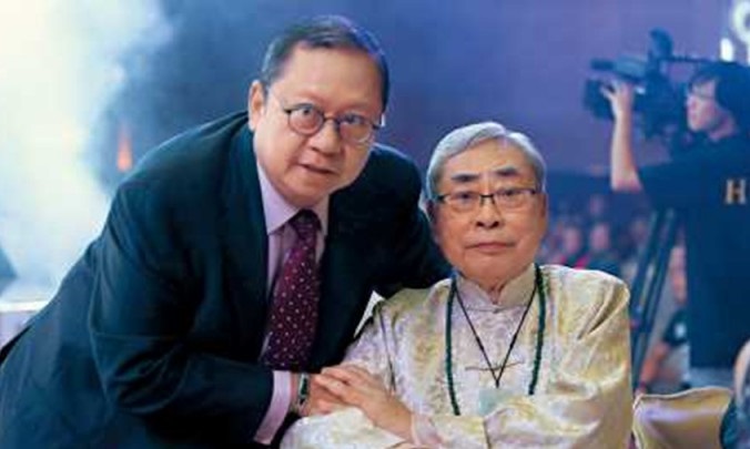 Lam King Ming, seated, is the elder brother of Dr. Peter Lam Kin Ngok Lam King Ming, seated, is the elder brother of Dr. Peter Lam Kin Ngok