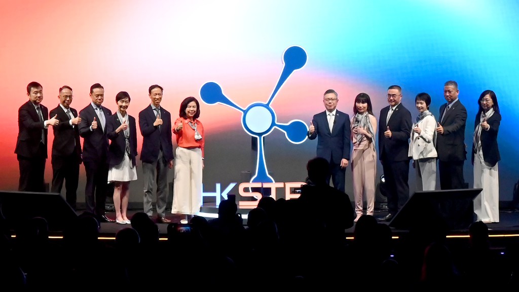 Under the theme “Innovation. Next by Nature.”, Hong Kong Science and Technology Parks Corporation (HKSTP) kicked off its 25th Anniversary Prelude today with a landmark event, “Together to NEXT”, bringing together great minds and bold ideas to inspire what comes next for the city’s innovation ecosystem. The milestone was marked by the launch of a joint CB Insights–HKSTP white paper, which ranks Hong Kong first in Asia and fifth globally with a Mosaic score of 370.