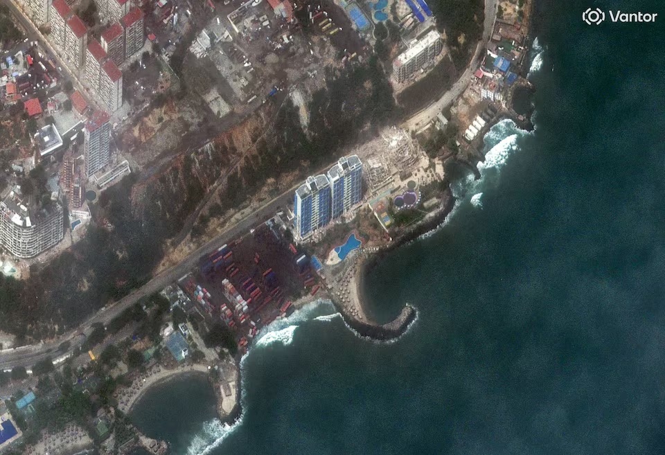 A satellite view shows damage at a resort and a container terminal in Avenida La Playa, La Guaira, Venezuela, June 25, 2026, after two powerful earthquakes. Vantor/Handout via REUTERS
