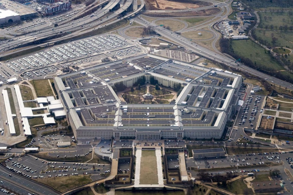 The Pentagon is seen from the air in Washington, D.C., U.S., March 3, 2022. REUTERS/Joshua Roberts/File Photo