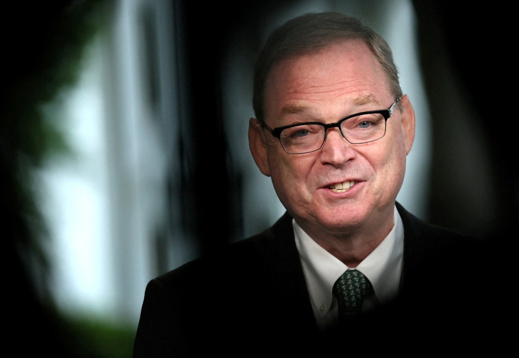 White House economic adviser Kevin Hassett gives a TV interview outside of the White House in Washington, U.S., May 9, 2025. REUTERS/Leah Millis/File Photo