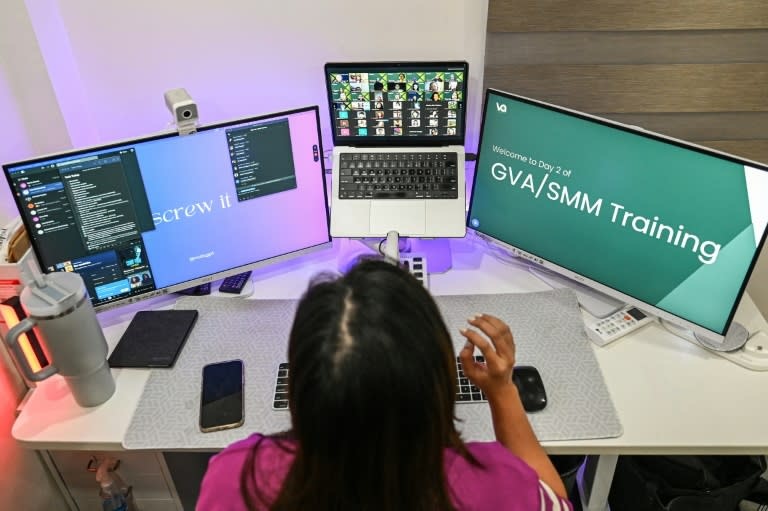 Nathalie Mago is one of a growing number of Filipinos working as a virtual assistant (Jam Sta Rosa) Jam Sta Rosa/AFP/AFP
