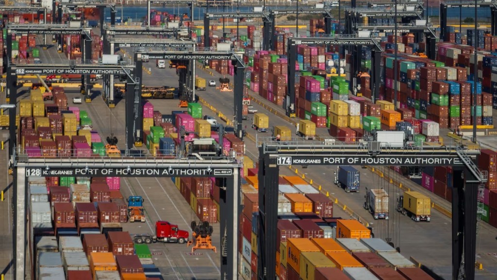  A drone view shows trucks as they transport cargo at the Bayport Container Terminal in Seabrook, Texas, U.S., April 7, 2025. (Reuters)