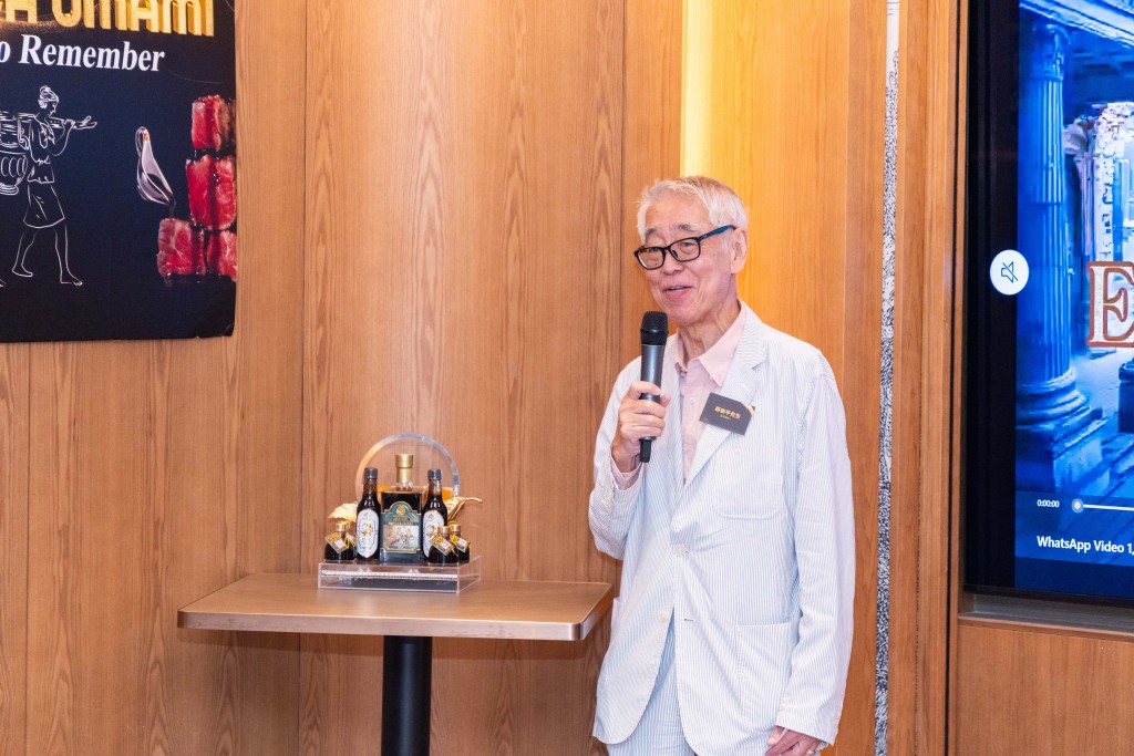 Television and food industry personality Robert Chua sees Exotica Umami EX M as a versatile seasoning that can support more efficient and sustainable cooking, particularly in all-electric kitchens.