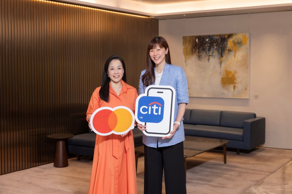 Helena Chen and Sarah O.