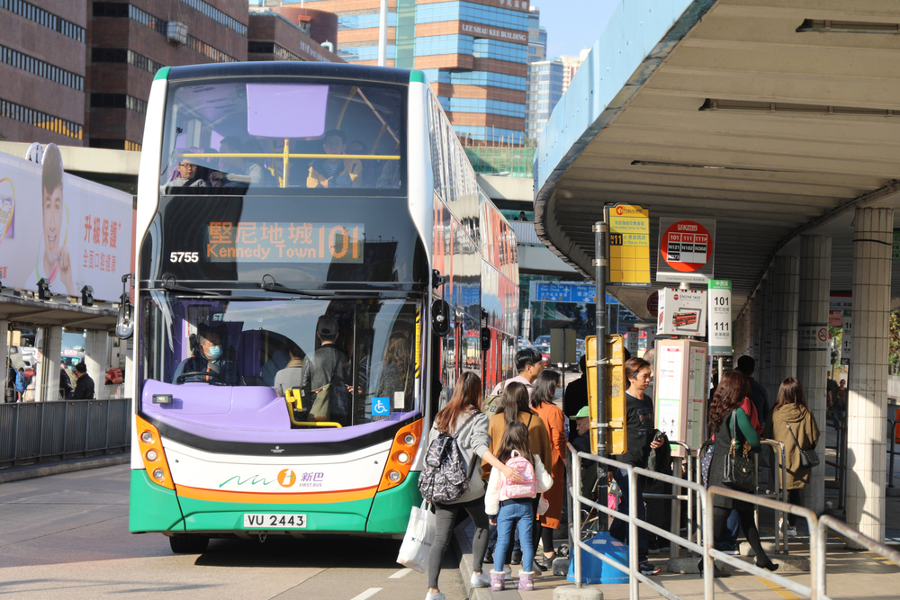 CityBus has been allowed to import 20 mainland drivers.SING TAO CityBus has been allowed to import 20 mainland drivers.SING TAO