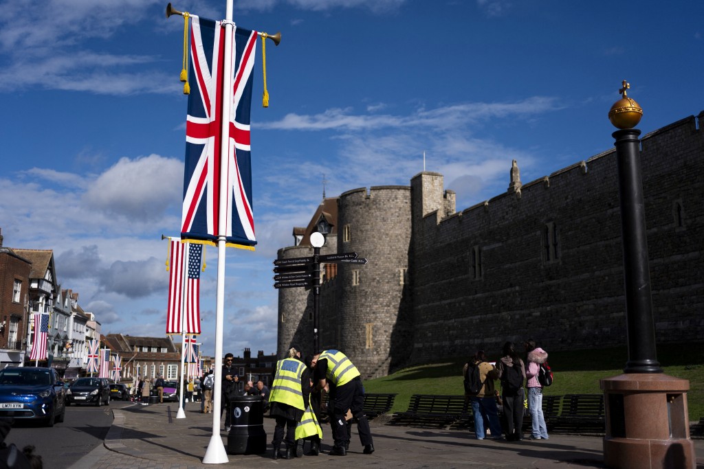Thames Valley Police officers from their Specialist Search Unit carry out security searches in Windsor ahead of the state visit by US President Donald Trump next week. Picture date: Friday September 12, 2025. (Reuters)