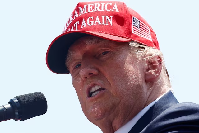 Former US President Donald Trump delivers remarks at his "Make America Great Again" rally in Pickens, South Carolina, US, July 1, 2023. REUTERS/Evelyn Hockstein