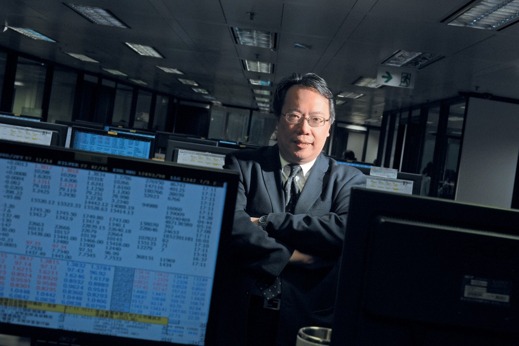 Obituary confirms passing of veteran stock analyst Louie Shum Chun-ying at 65