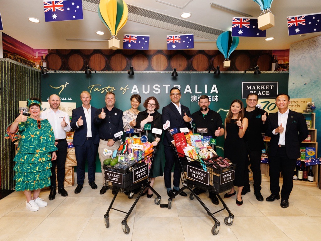 Major suppliers and Australian Consulate-General representatives at the Taste of Australia launch.