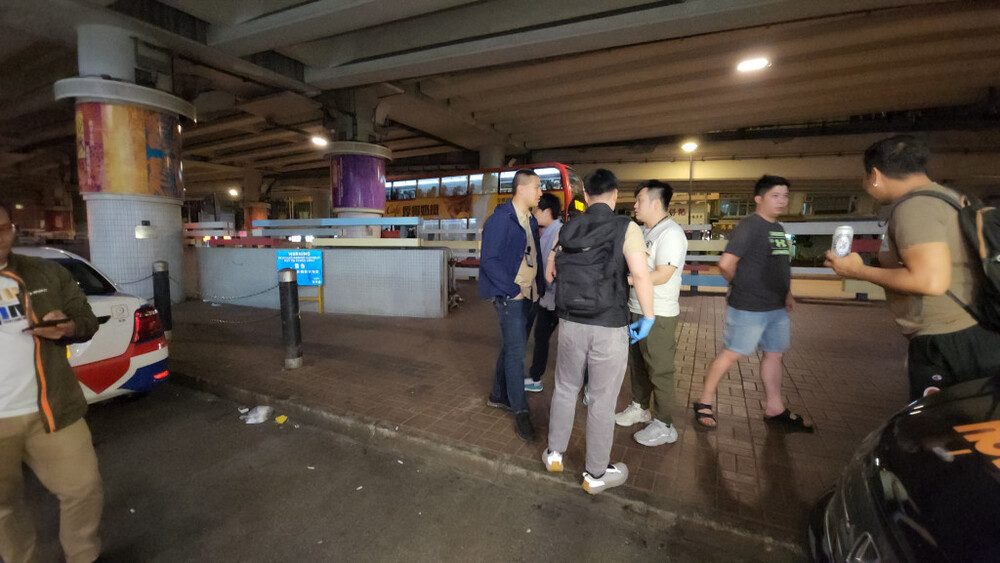 Man arrested for slashing another in the chest in Wan Chai; one ...