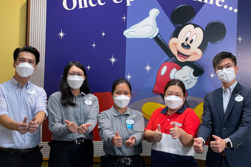 (From left) Evan Ho, Zoe Yeung, Coco Ho, Lesley Yuen and Victor Ng
