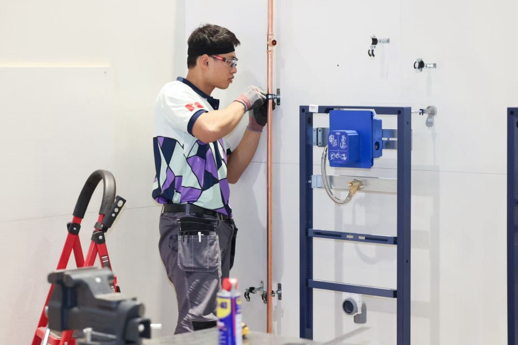 FANG Chak, the competitor of plumbing and heating mentioned the CIC made his dream of standing on an international competition stage possible.