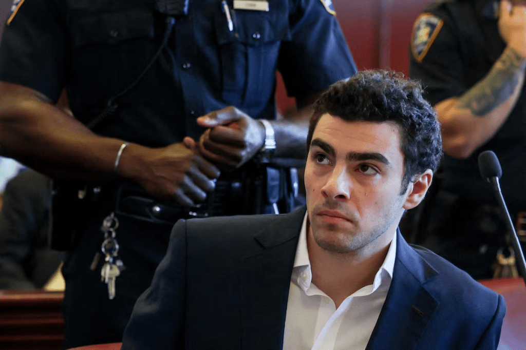 Luigi Mangione attends an evidentiary hearing in the murder case of UnitedHealthcare CEO Brian Thompson, at the Manhattan Supreme Court in New York, U.S., December 18, 2025. REUTERS/Shannon Stapleton/Pool/File Photo