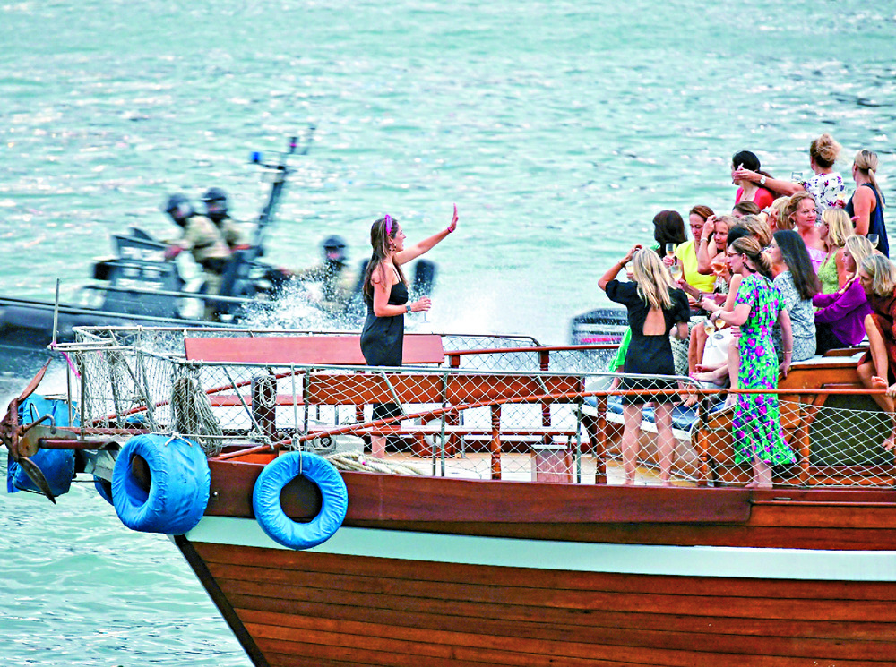 Boosting yacht tourism on Hung Hom's waterfront is said to be among the proposals in tomorrow's budget. SING TAO Boosting yacht tourism on Hung Hom's waterfront is said to be among the proposals in tomorrow's budget. SING TAO