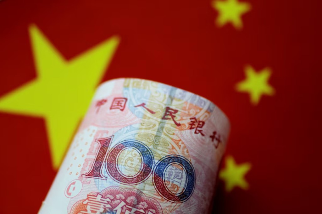 A China yuan note is seen in this illustration photo May 31, 2017. REUTERS