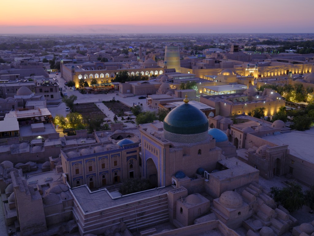 This photo taken on Sept. 21, 2023 shows the historical sites in the ancient city of Khiva, Uzbekistan. (Xinhua/Li Muzi)