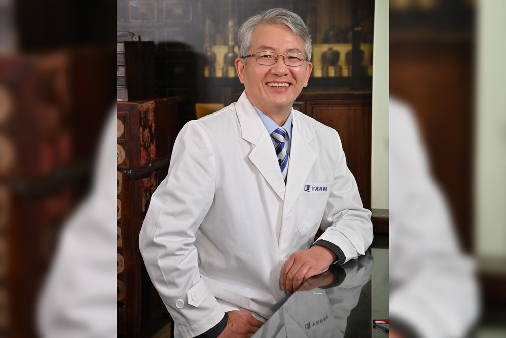 Professor Bian Zhaoxiang, the Associate Vice President of Hong Kong Baptist University. Professor Bian Zhaoxiang, the Associate Vice President of Hong Kong Baptist University.