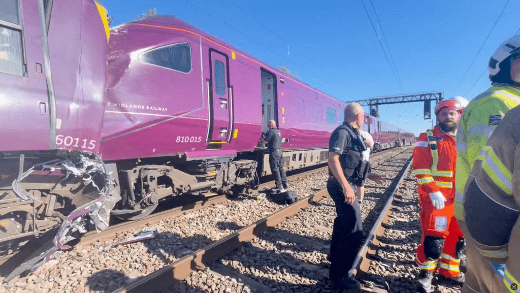 Emergency service workers gather at the scene of a collision involving two trains near Bedford, Britain, June 19, 2026, in this screengrab obtained from a video. Dr Pete Knapp/via REUTERS Emergency service workers gather at the scene of a collision involving two trains near Bedford, Britain, June 19, 2026, in this screengrab obtained from a video. Dr Pete Knapp/via REUTERS