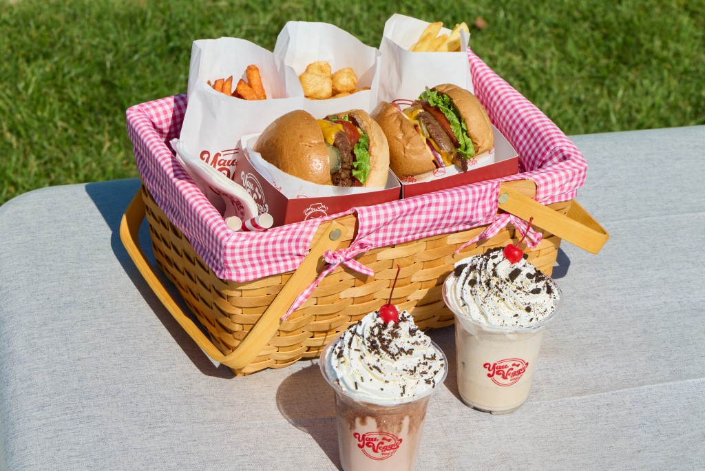 Yau Veggie Truck picnic set.